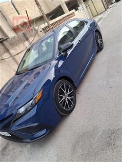 تۆیۆتا کامری